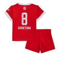 Bayern Munich Leon Goretzka #8 Fußballbekleidung Heimtrikot Kinder 2022-23 Kurzarm (+ kurze hosen)
